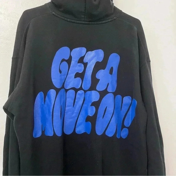 Uniqlo x Verdy Get A Move On Hoodie Oversized Size L unisex - Picture 7 of 11